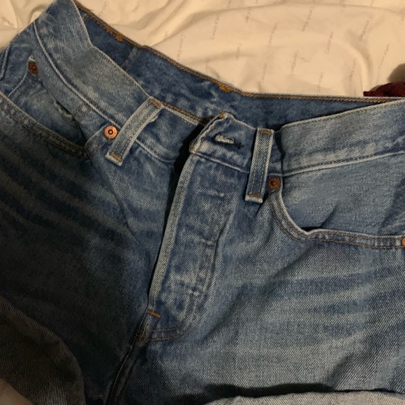 Levi’s - Picture 3 of 3